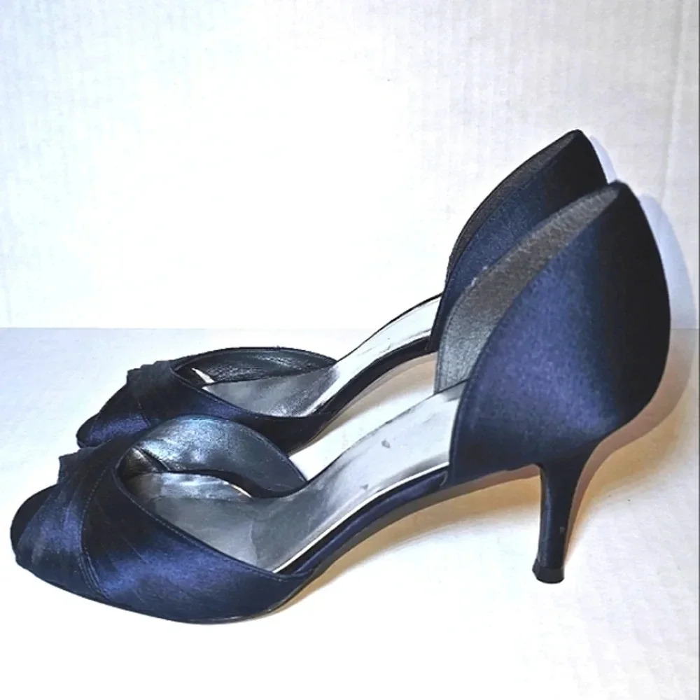 Stuart Weitzman Navy Blue Heels